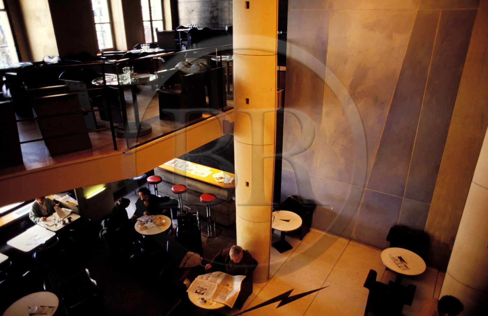 France, Paris (75), café Beaubourg par l'architecte Christian de Portzamparc