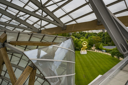 France, Paris (75), Bois de Boulogne, a sculpture The Flower parent and the child de l'artiste Takashi Murakami en collaboration avec Louis Vuitton au Jardin d’acclimatation