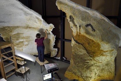 France, Dordogne, Montignac, the Atelier des Fac-Similés du Périgord (Perigord's Facsimile Workshop AFSP) specialised in mineral reproduction of prehistoric painted walls using “stone veil” patented technique and in charge of the Lascaux cave’s walls faithfull reconstitution, reproductions of the paintings, compulsory mention Atelier des Fac-Similés du Perigord