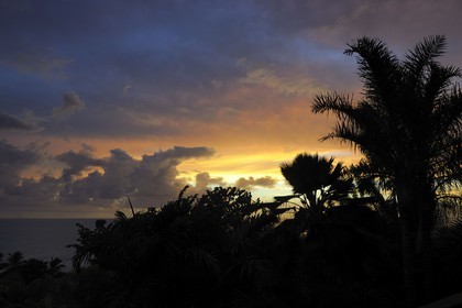 France, île de la Réunion, ciel du crépuscule