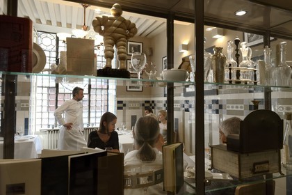 France, Rhône (69), Lyon, restaurant de la Mère Brazier fondé en 1921 par Eugénie Brazier, Mathieu Viannay Chef doublement étoilé au guide Michelin