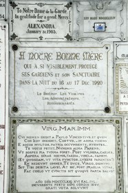 France, Bouches-du-Rhône (13), Marseille, basilique Notre-Dame de la Garde, de nombreux ex-voto sont offerts à la Vierge France, Bouches du Rhone, Marseille, Notre-Dame de la Garde basilica, many ex-votos are offered to the Virgin