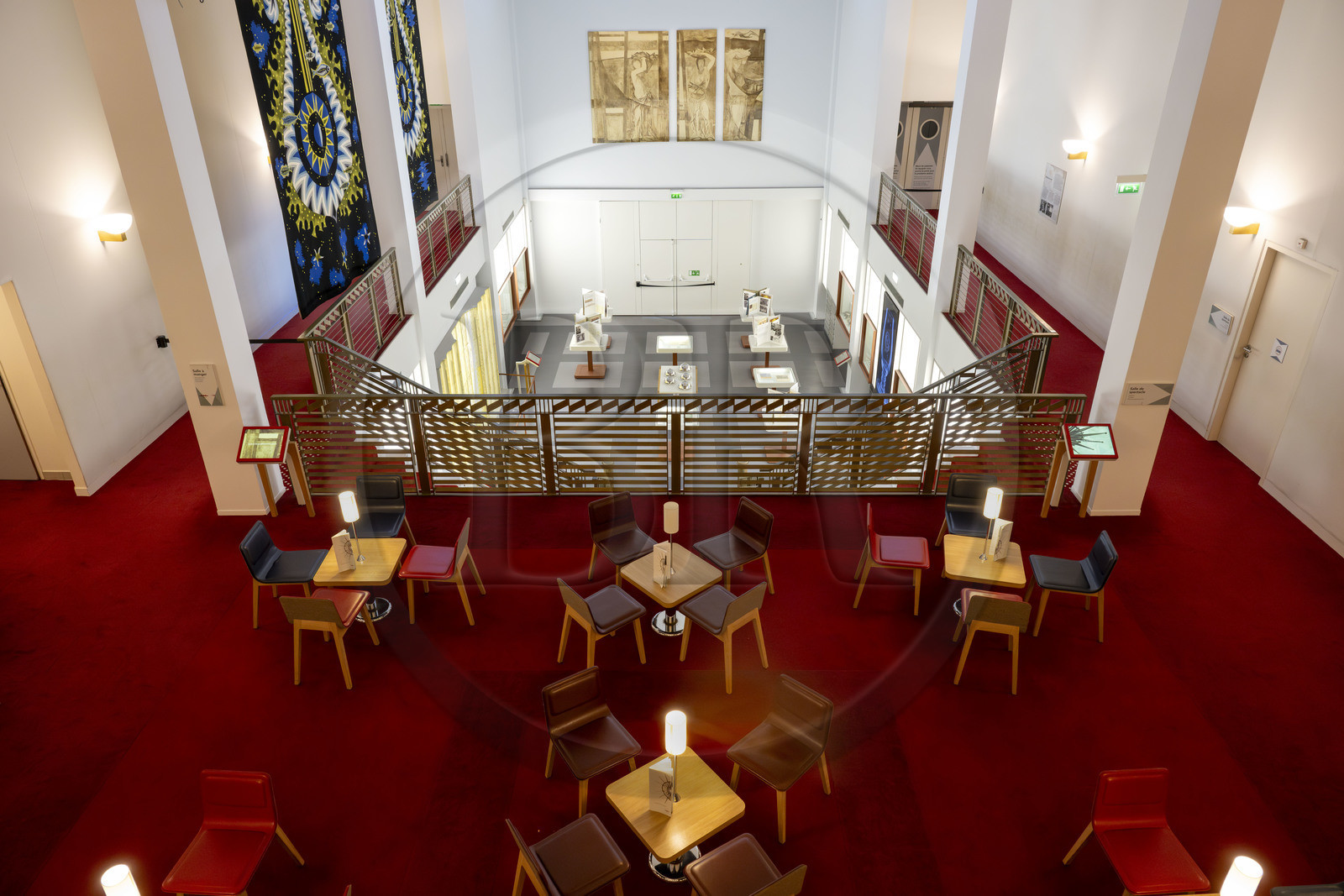 France, Loire-Atlantique (44), Saint-Nazaire, l'Escal'Atlantic dans l'ancienne base sous-marine allemande fait revivre le monde des transatlantiques, reconstitution du salon fumoir des 1re classe