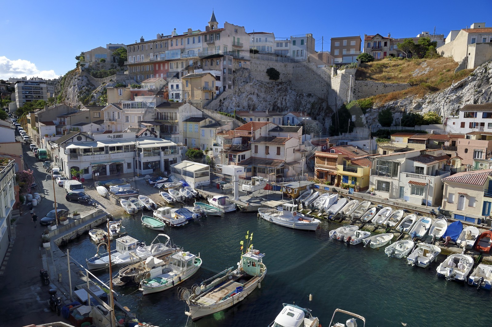 France, Bouches-du-Rhône (13), Marseille, quartier d'Endoume, le Vallon des Auffes, restaurant Chez Jeannot