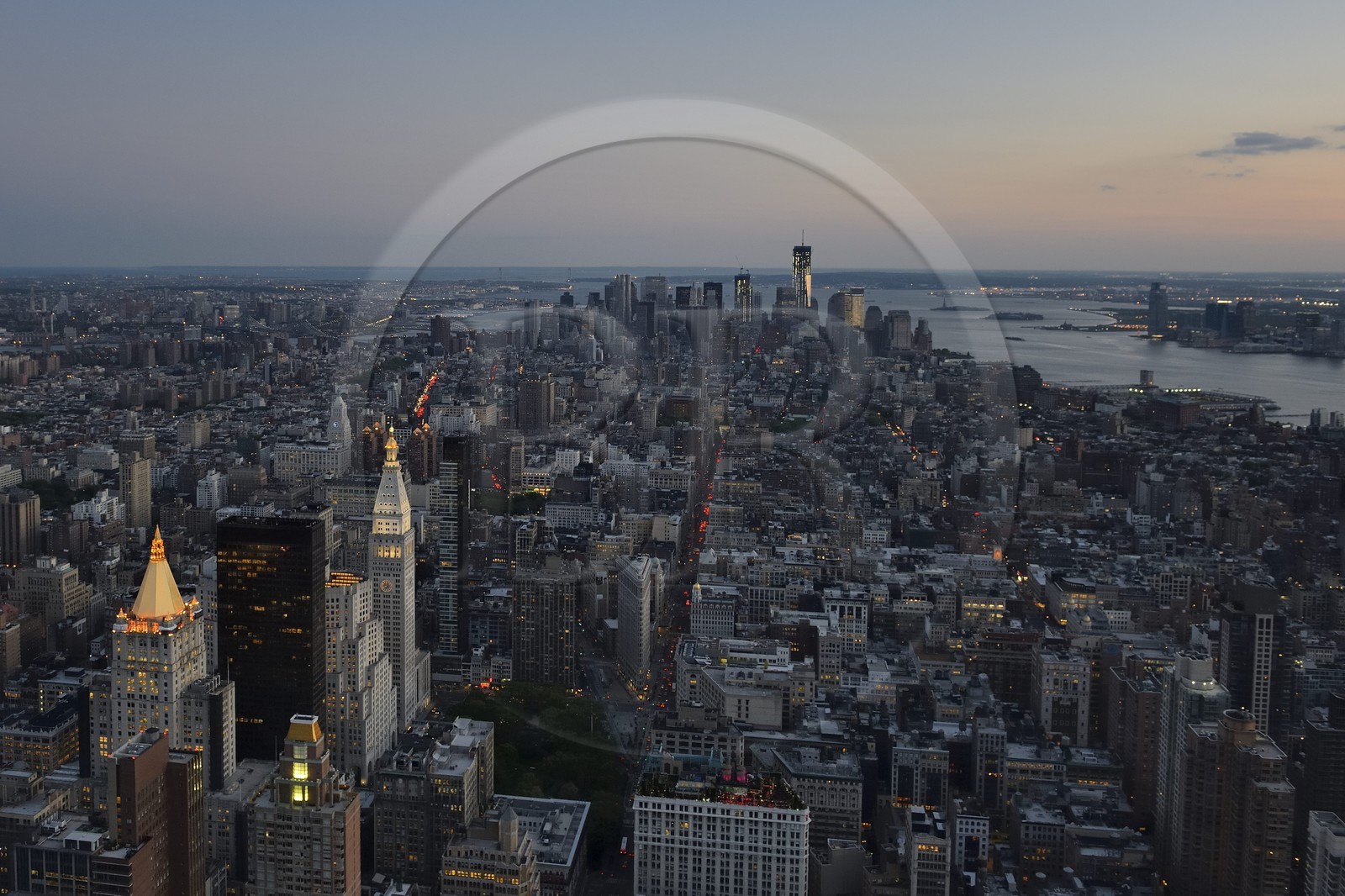 Etats-Unis, New York, Manhattan, vue depuis l'Empire State Building sur la partie sud de Manhattan, le One World Trade Center (1WTC) et la Hudson River