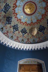 France, Pyrénées-Atlantiques (64), la côte du Pays-Basque, Hendaye, chateau d'Abbadia construit en 1870 par Eugène Viollet-le-Duc pour Antoine d'Abbadie d'Arrast, le boudoir persan de la chambre à coucher