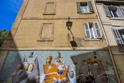 France, Bouches du Rhone, Marseille, Panier district, mural by Gamo Difuz Stom500 rue Trigance