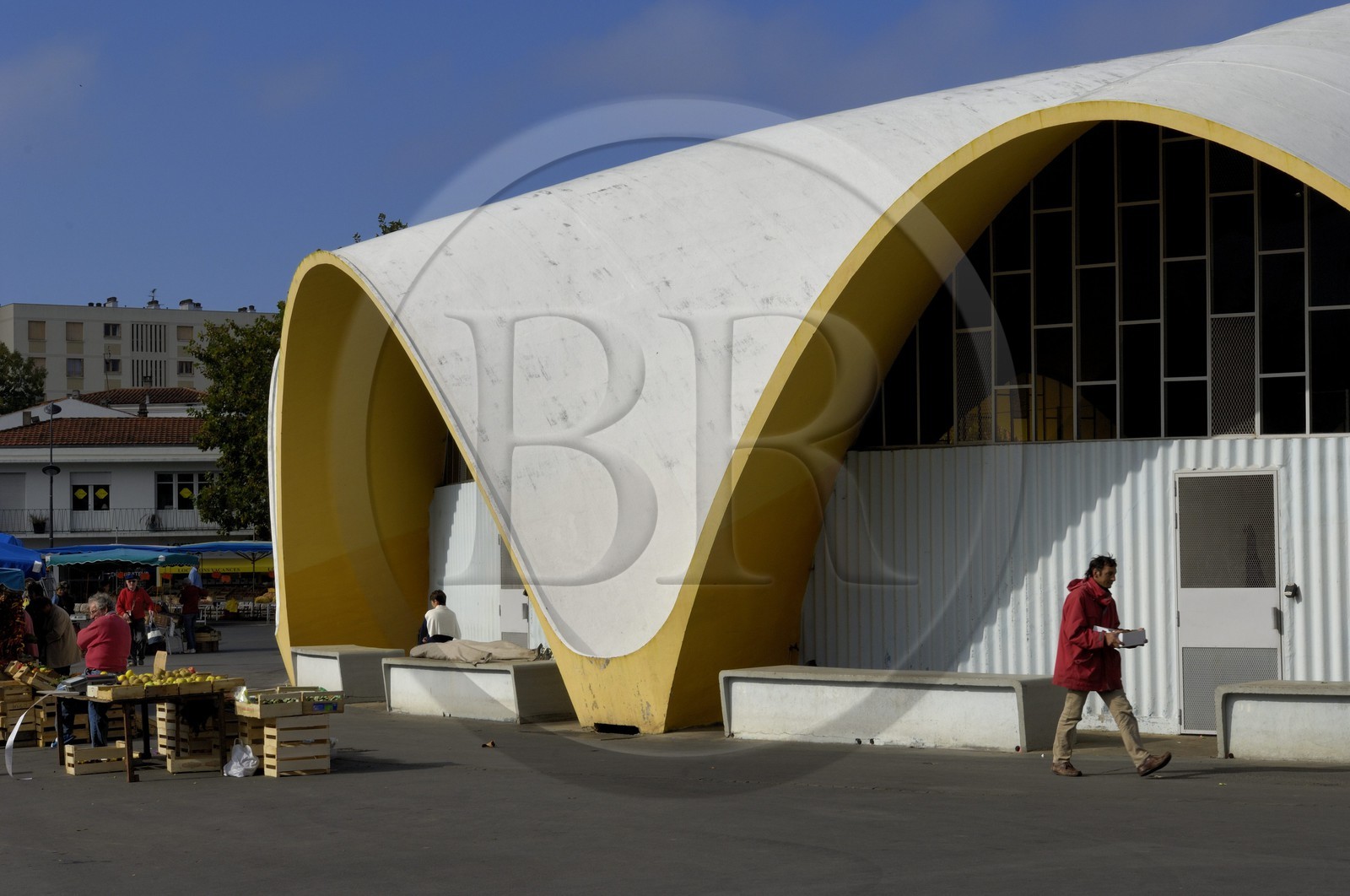 France, Charente-Maritime (17), Royan, le marché central