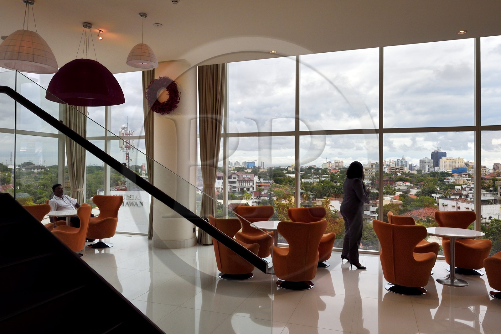 Sri Lanka, Western Province, Colombo District, Colombo, Cinnamon red hotel, lobby