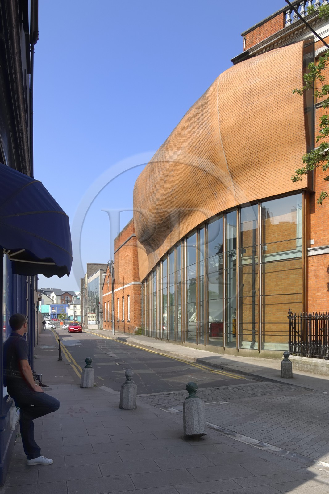 Irlande, Comté de Cork, Cork, the Crawford Municipal Art Gallery (musée d'art de la ville), extension de l'architecte Erick van Egeraat