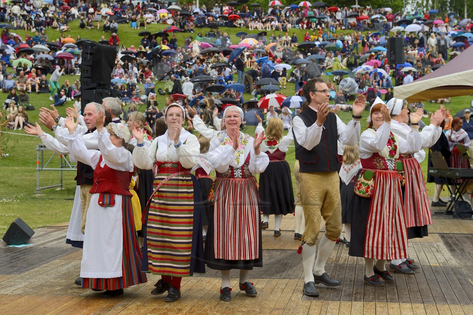 Sweden, Dalarna County, Leksand, the most popular in Sweden midsummer celebrations, folk dances in traditional dress