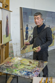 France, l'artiste peintre de Xiao Fan Ru dans son atelier aux Lilas près de Paris