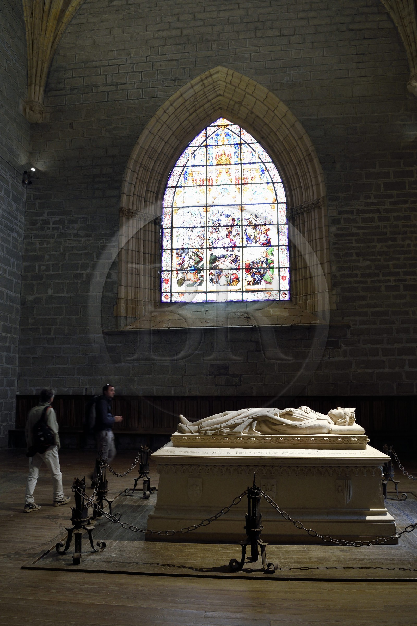 Espagne, Pays-Basque, Navarre, Roncevaux, étape du chemin de Saint-Jacques de Compostelle, Collégiale royale de Roncevaux, chapelle funéraire San Agustín dans l'ancienne salle capitulaire gothique du XIVème siècle, gisant du roi Sanche VII de Navarre dit le Fort