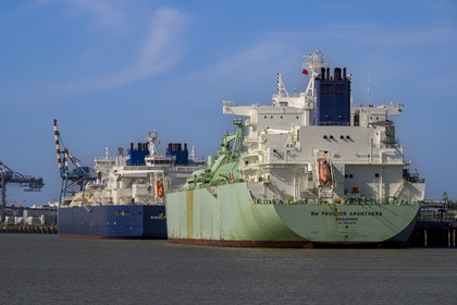 France, Loire Atlantique, Estuaire de la Loire, Saint Nazaire, LNG tanker at dock in Grand port maritime de Nantes-Saint-Nazaire of  Montoir-de-Bretagne LNG terminal