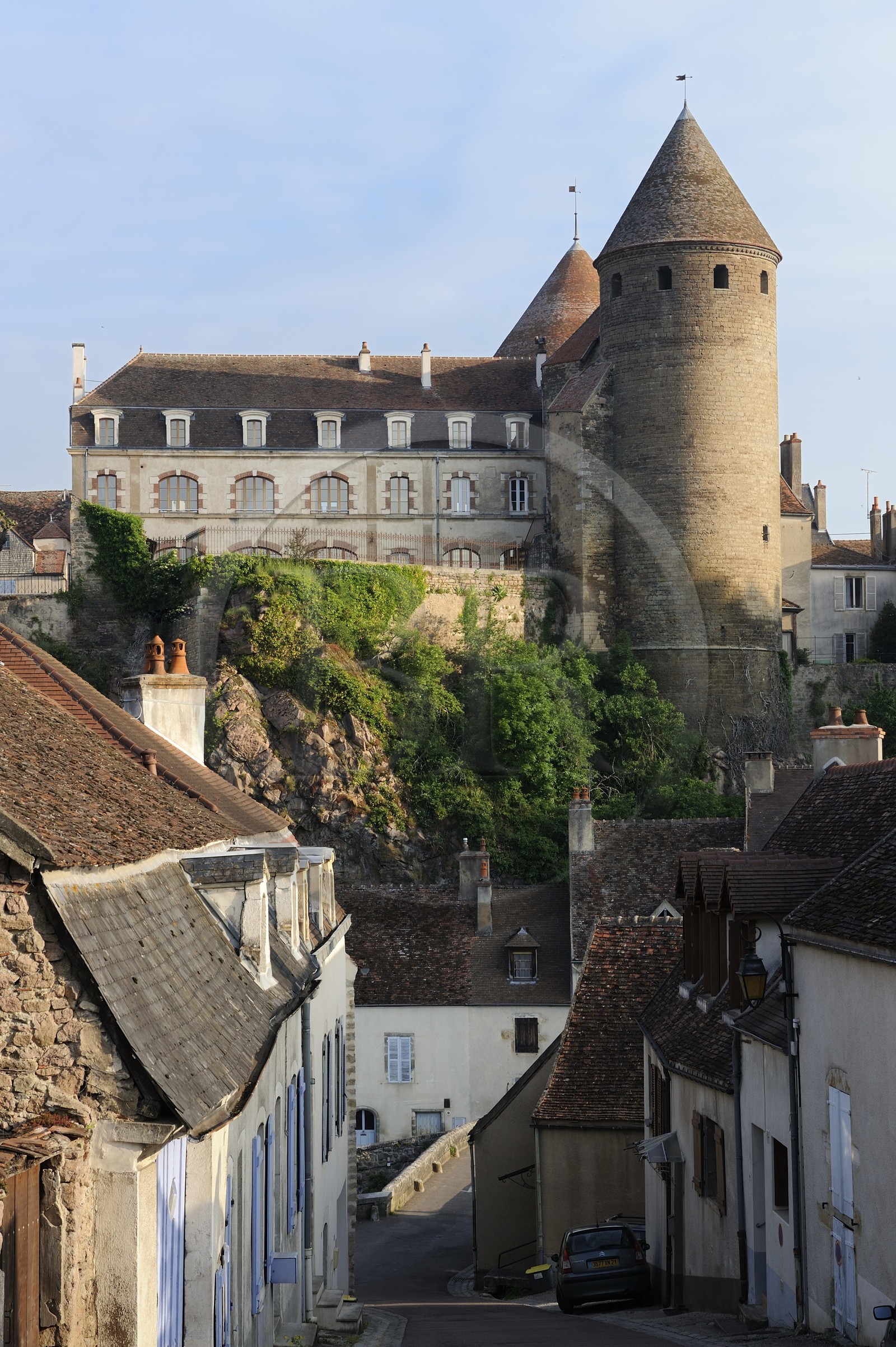 France, Côte d'Or (21), Semur-en-Auxois, la Tour de la Prison