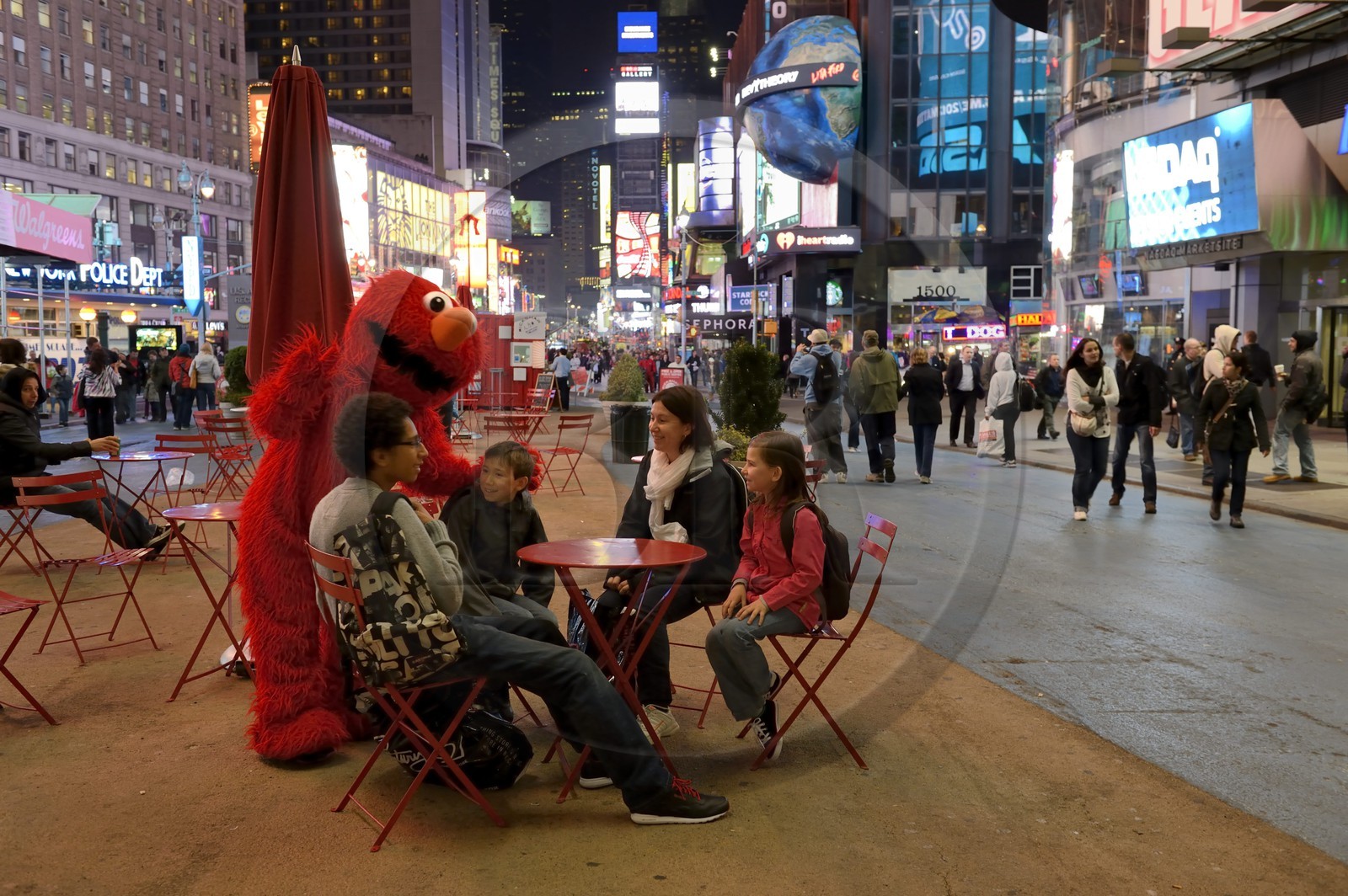 Etats-Unis, New York, Manhattan, Midtown, Times Square, arnaqueurs costumés