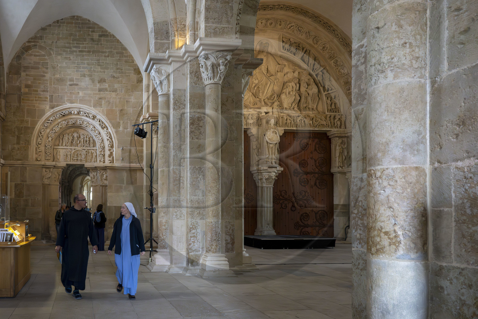 France, Yonne, regional natural park of Morvan, Vézelay, a UNESCO World Heritage site, labelled Les Plus Beaux Villages de France, starting point of one of the main ways to Santiago de Compostela, the Basilica of Saint Mary Magdalene, Brother Matteo and Sister Petra of the Jerusalem Fraternity in the narthex
