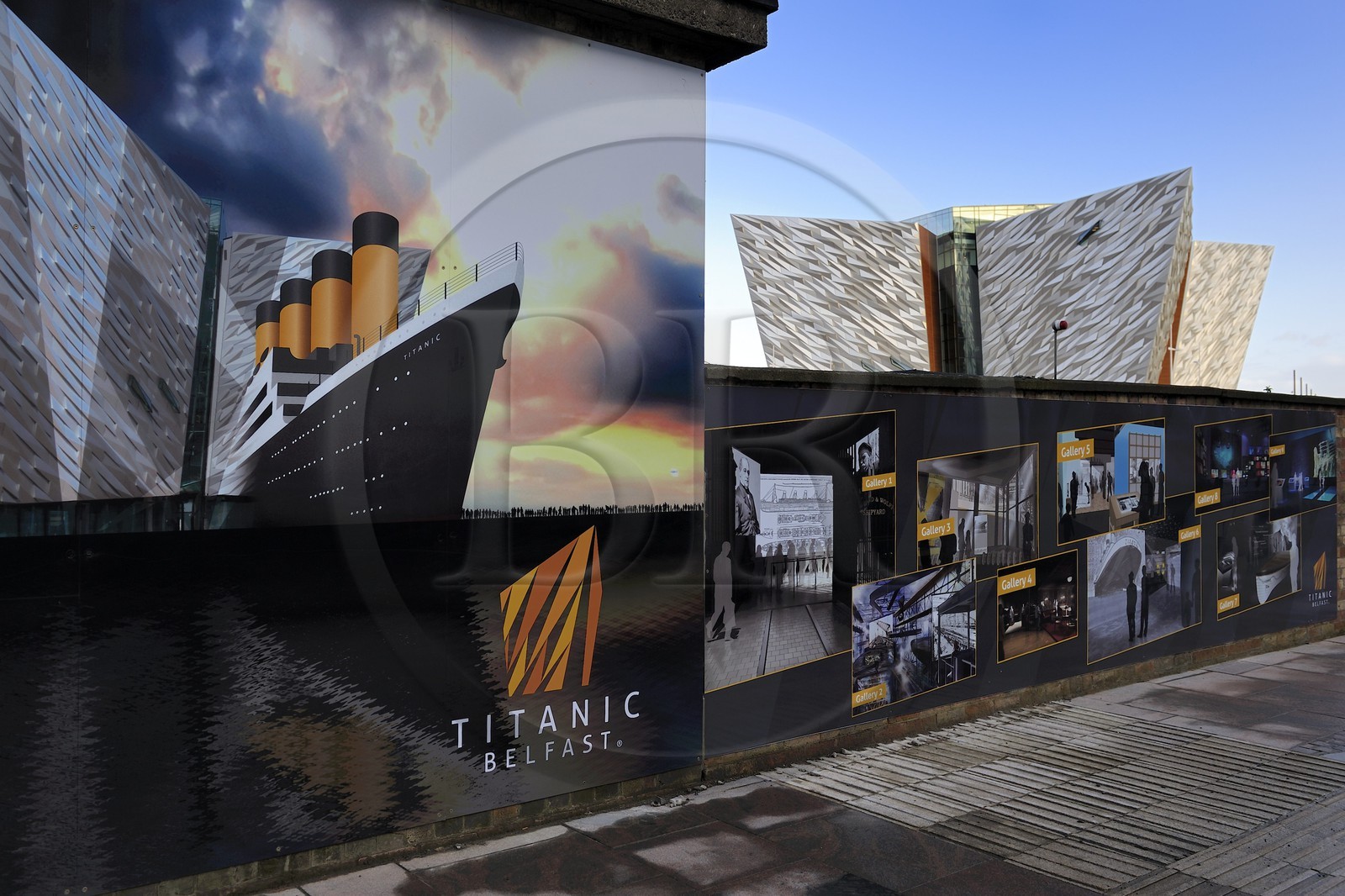 Royaume-Uni, Irlande du Nord, Belfast, le nouveau quartier Titanic Quarter de Queen's Island, le centre Titanic Belfast Experience