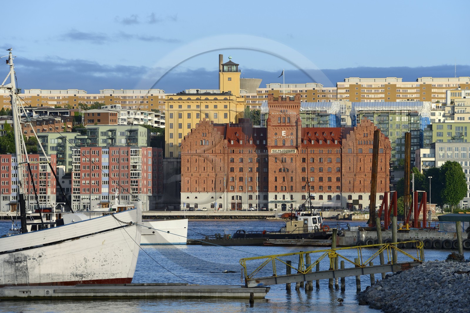 Suède, Stockholm, quartier de Saltsjöqvarn, l'Elite Hotel Marina Tower