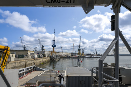 France, Finistère (29), Brest, l'arsenal, la Rade-Abri du port militaire base navale de la Marine nationale depuis le  BSAM Garonne