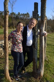 France, Var (83), Provence Verte, Bras, vers Saint-Maximin-la-Sainte-Baume, la maison d'hôtes Le Peyrourier, une campagne en Provence