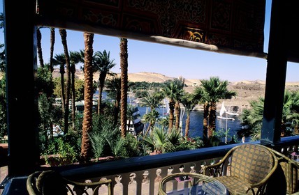 Egypte, Assouan, Hôtel Old Cataract, le terrasse vue sur le Nil et ses anciennes chutes