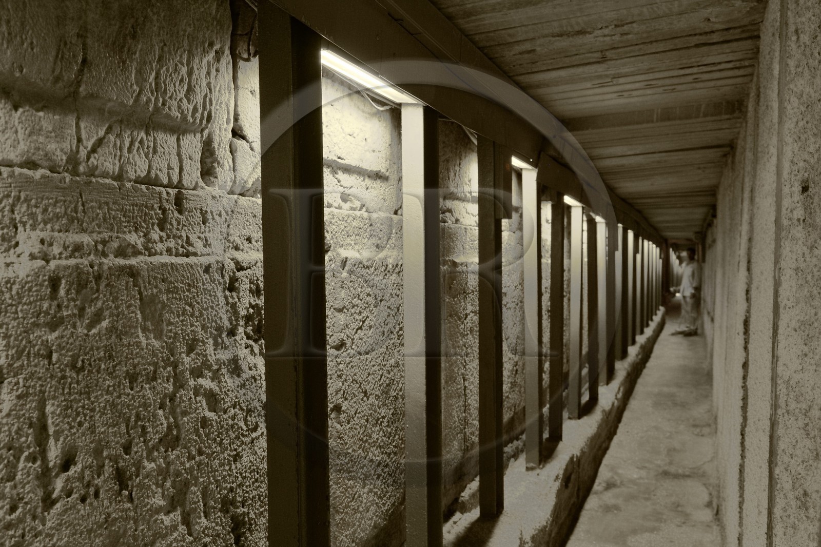Israel, Jérusalem, ville sainte, vieille-ville classée Patrimoine Mondial de l'UNESCO, souterrain du Kotel qui longe le Mur occidental (original et jamais restauré) faisant partie des murs de soutènement de l'esplanade du Temple construite par Hérode Ier le Grand