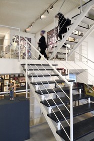 France, Paris, galerie Arts Factory, galerie d'Art contemporain