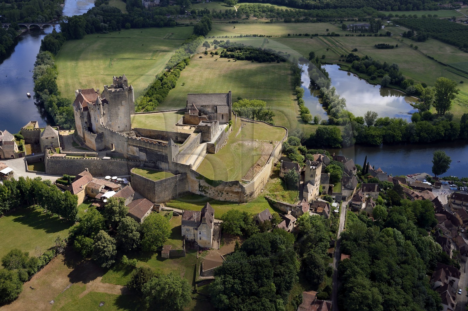 France, Dordogne, Perigord Noir, Dordogne Valley, Beynac et Cazenac, labelled Les Plus Beaux Villages de France (The Most Beautiful villages of France), medieval castle on a cliff above the Dordogne valley (aerial view)