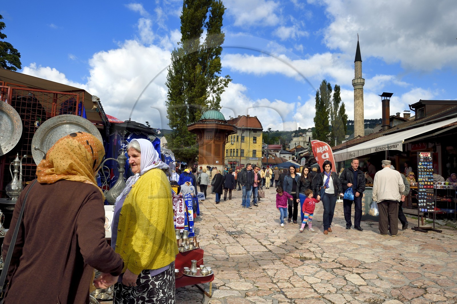 Bosnie-Herzégovine, Sarajevo, quartier de Bascarsija dans la vieille ville, place de Sebilj ou place de la fontaine