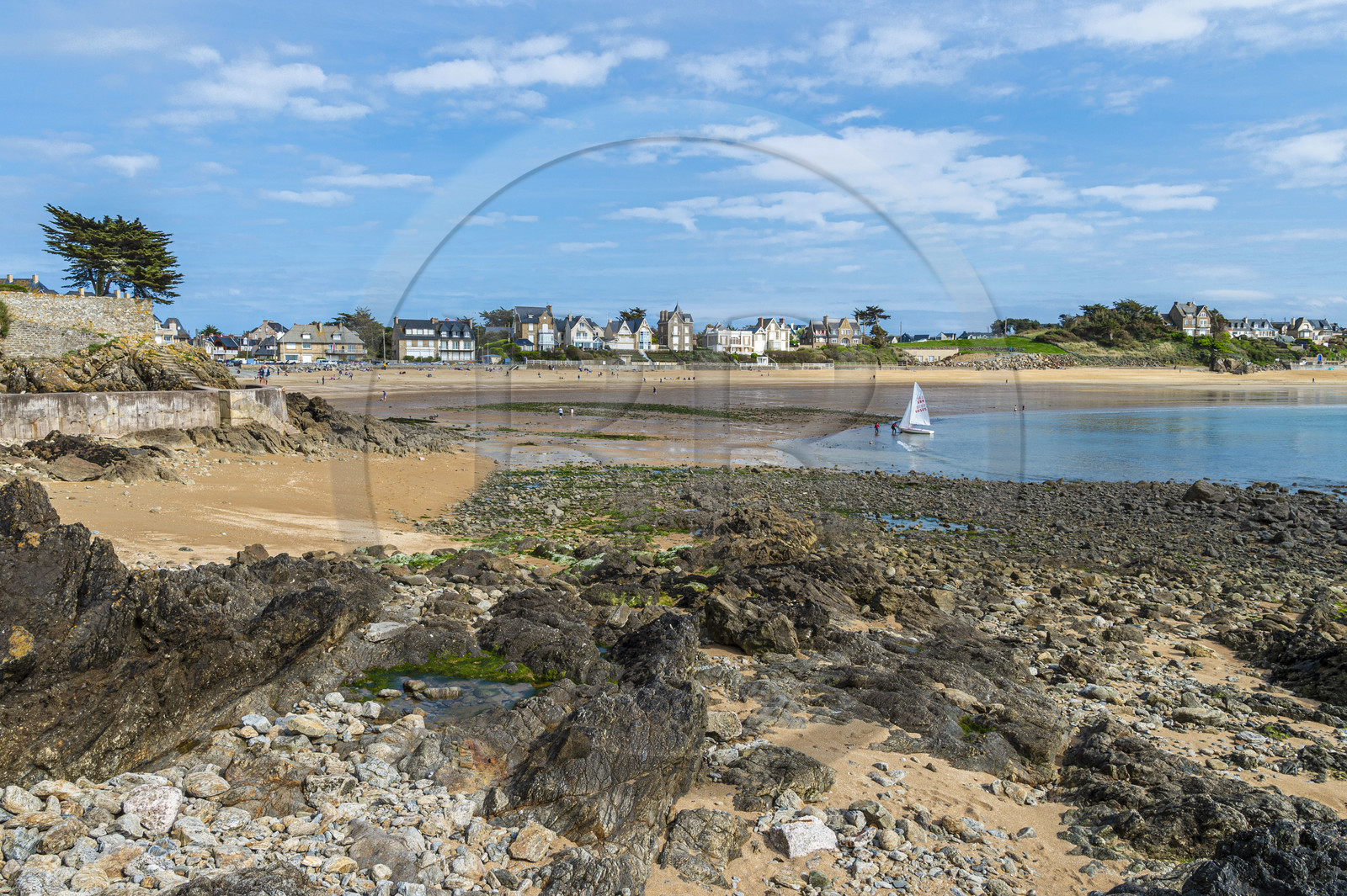 France, Ille-et-Vilaine (35), Côte d'Emeraude, Saint-Malo, plage à Le Pont