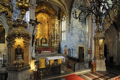 Portugal, Minho region, Guimaraes, town listed as World Heritage by UNESCO, Igreja de Sao Francisco ( San Francisco church), azulejos of the early 18th century