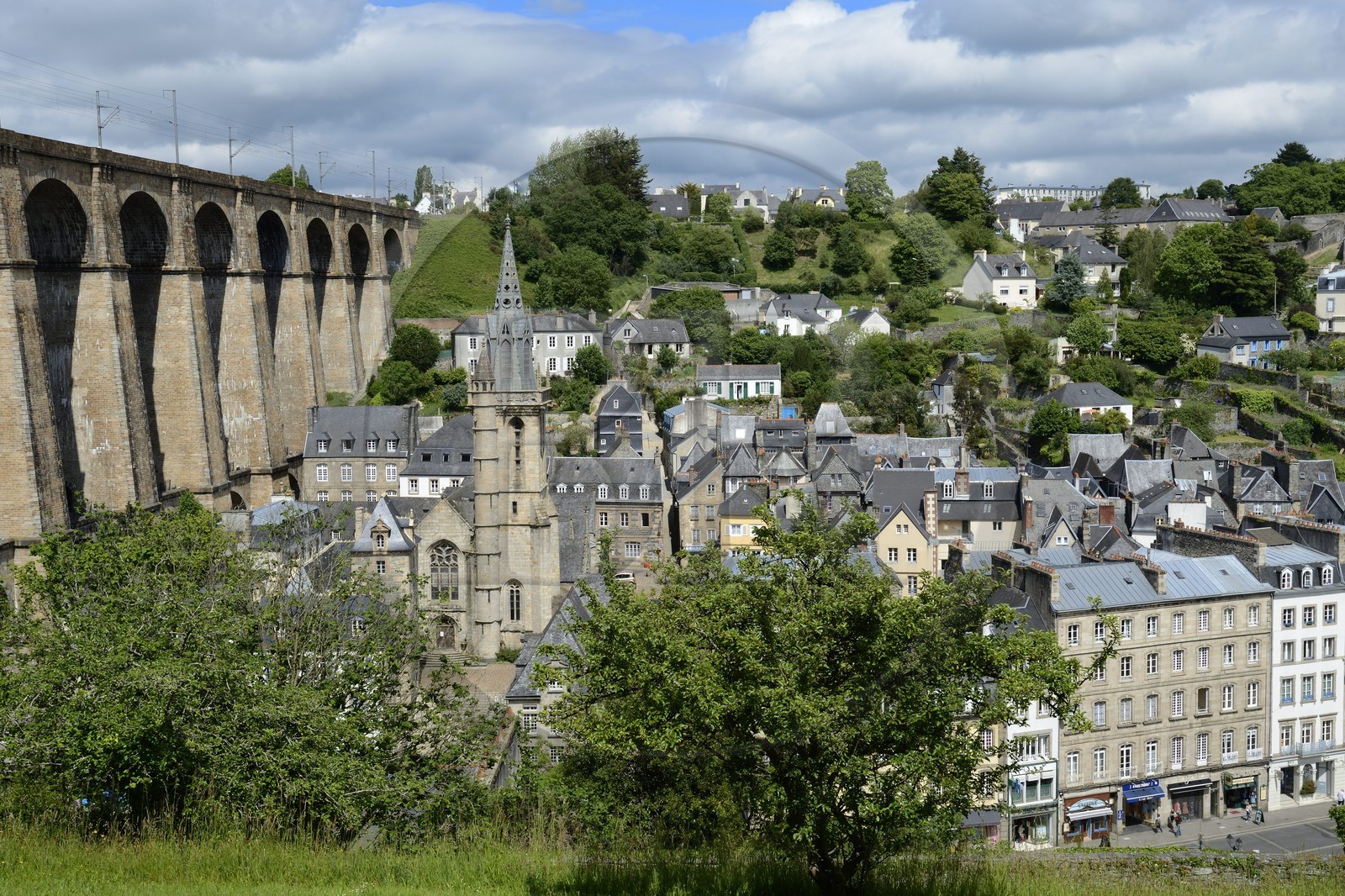 France, Finistere, Morlaix, place des Otages, the viaduct and the Saint-Melaine church