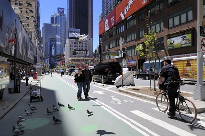Etats-Unis, New York, Manhattan, Midtown, Times Square à la 53rd Street, partie piétonne et cycliste de Broadway