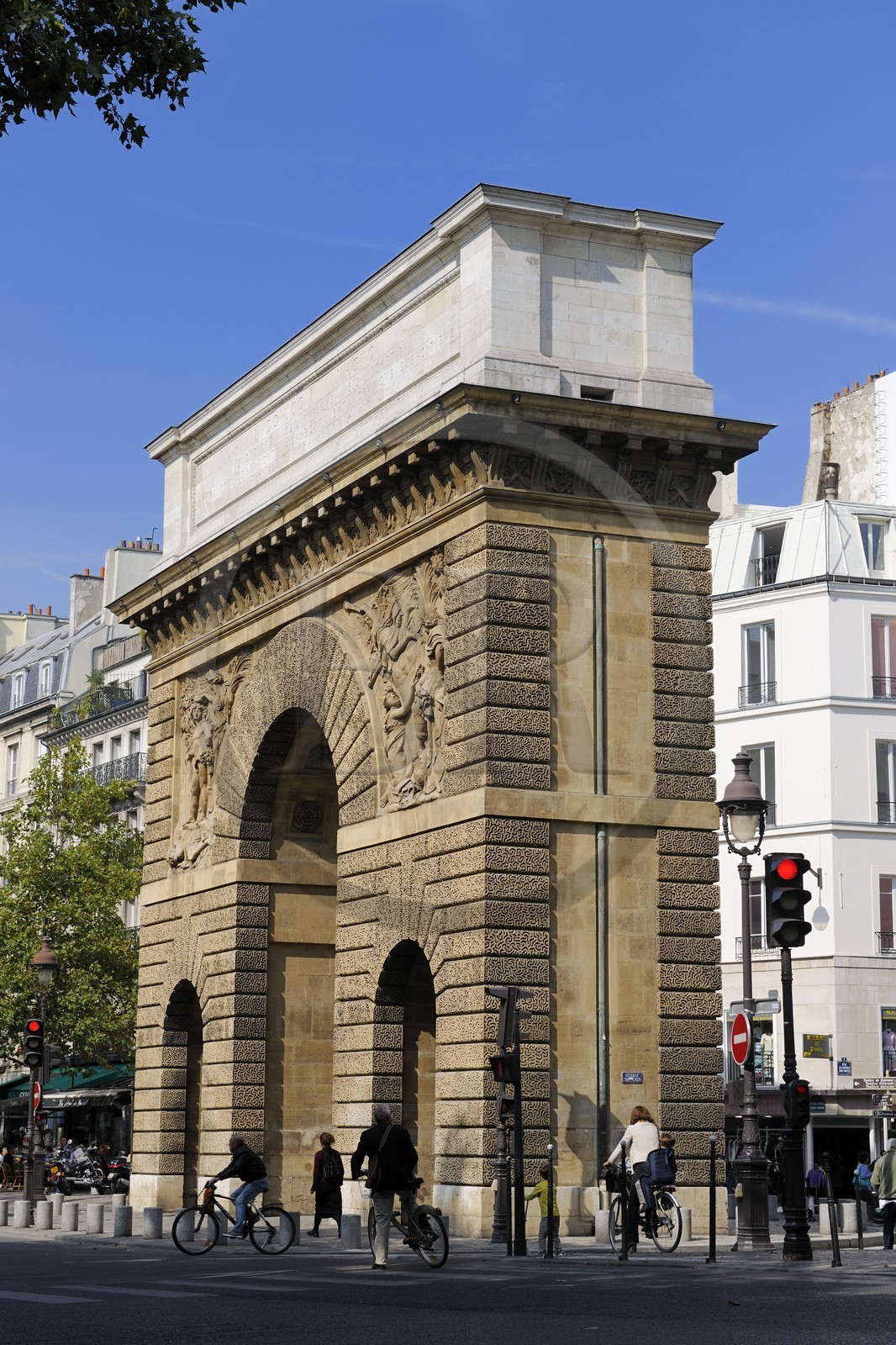France, Paris (75), la porte Saint-Martin