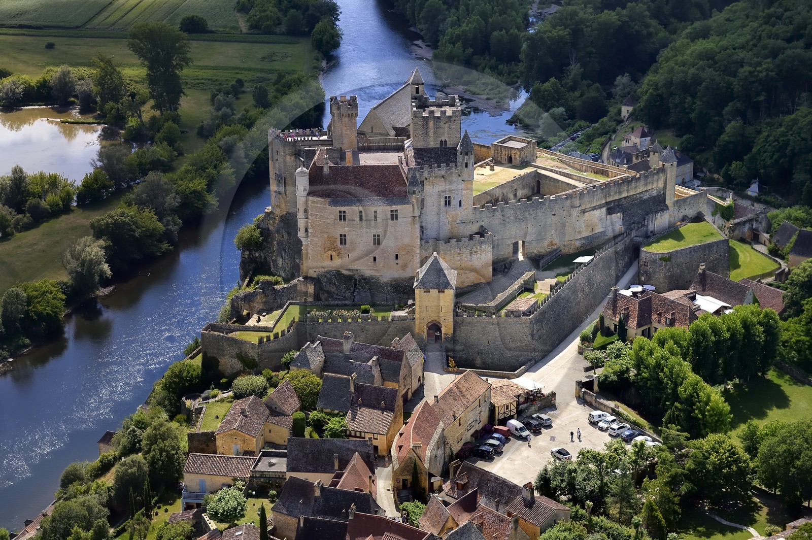 France, Dordogne, Perigord Noir, Dordogne Valley, Beynac et Cazenac, labelled Les Plus Beaux Villages de France (The Most Beautiful villages of France), medieval castle on a cliff above the Dordogne valley (aerial view)