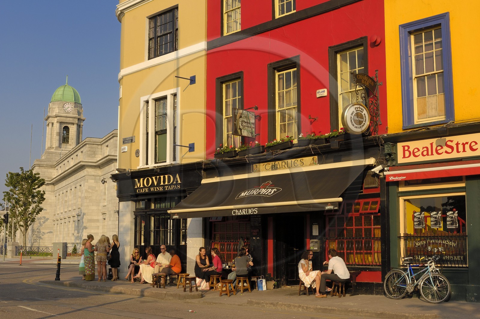 Irlande, Comté de Cork, Cork, pub Charlies