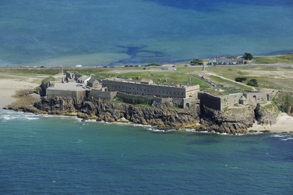 France, Morbihan (56), presqu'ile de Quiberon, Quiberon, fort de Penthièvre (vue aérienne)