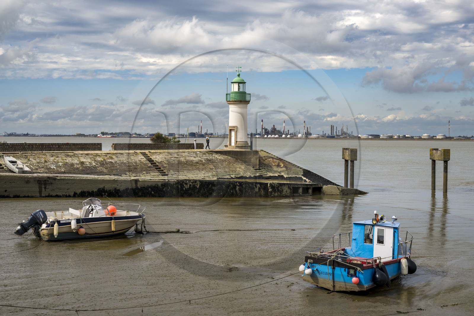 France, Loire-Atlantique (44), Paimboeuf, phare de Paimboeuf situé à plus de 10 km de la côte, le seul phare français construit aussi loin dans les terres et le seul de l'estuaire de la Loire