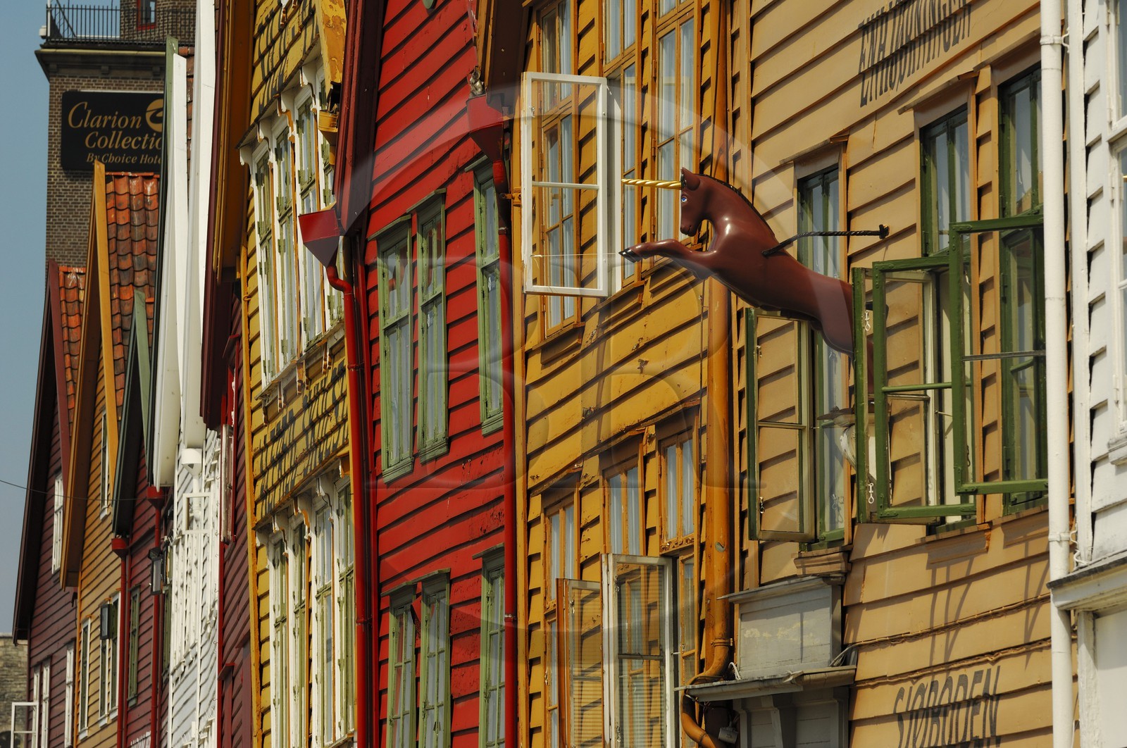 Norway, Hordaland County, Bergen, wooden houses in Bryggen District, listed as World Heritage by UNESCO, former trading post of the Hanseatic League