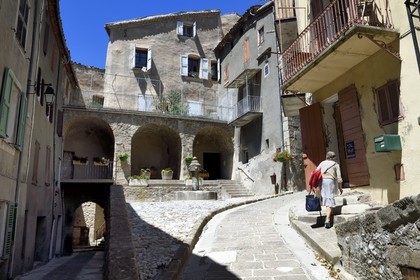 France, Alpes de Haute Provence, Annot, medieval street in the old village