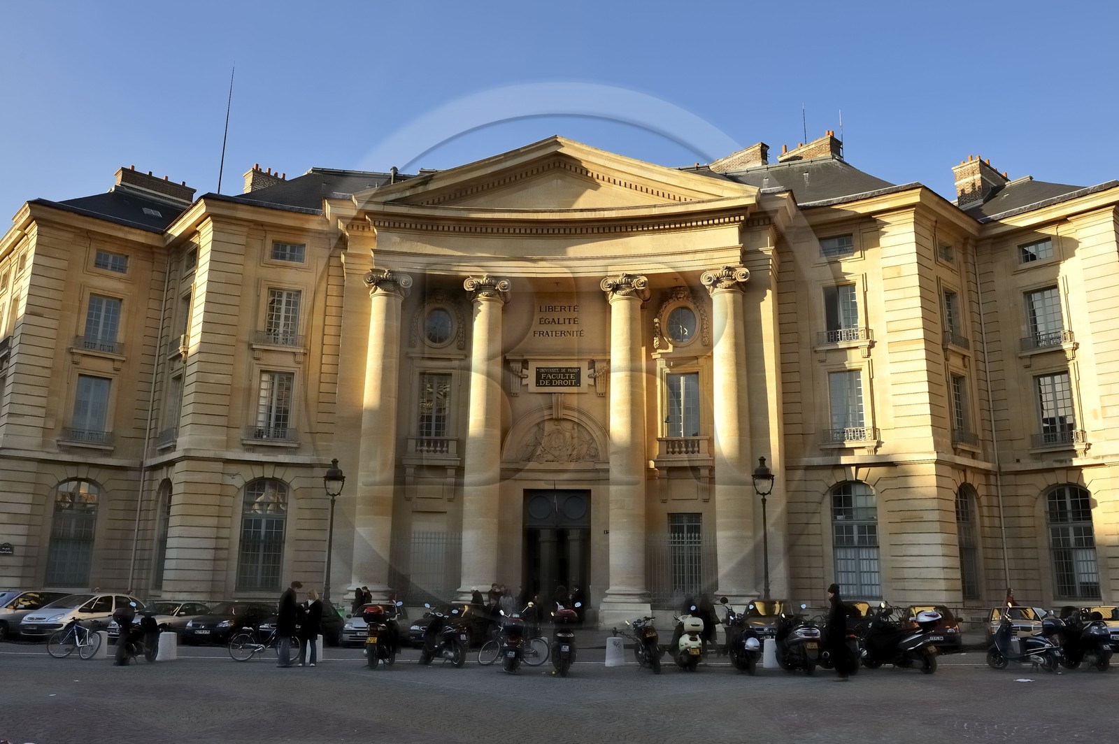 France, Paris (75), siège de l'université Paris II Assas place du Panthéon