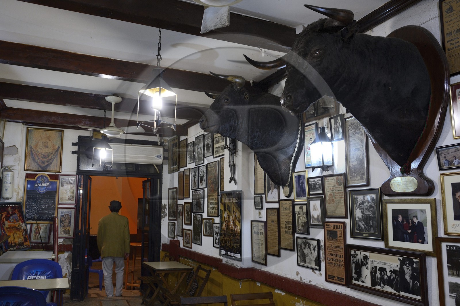 Espagne, Andalousie, Séville, bar à Tapas Bodegon Hermanos Nunez