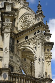 France, Loir et Cher (41), Vallée de la Loire classée Patrimoine Mondial de l' UNESCO, château de Chambord, détail de la lanterne de la terrasse du toit