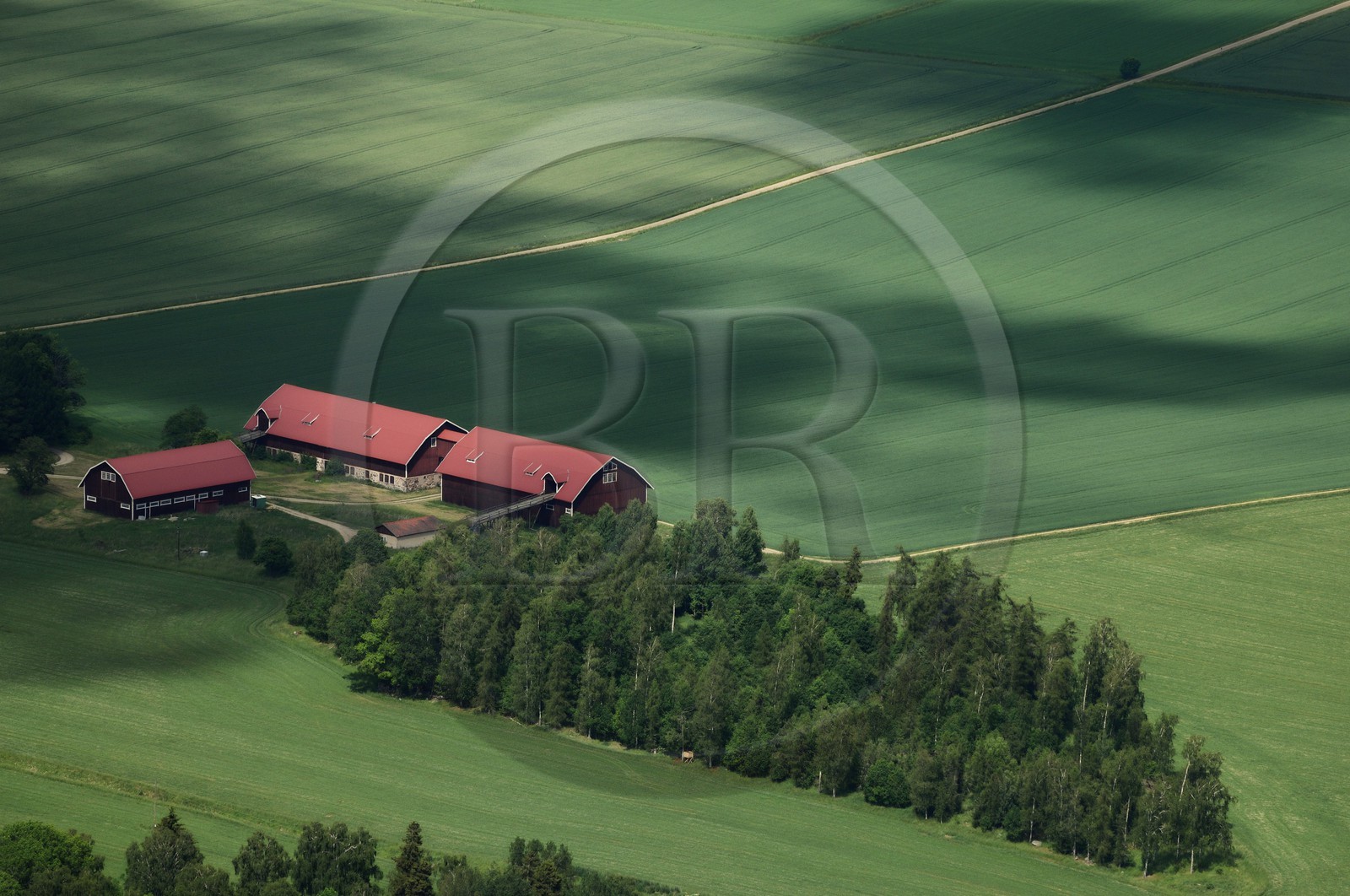 Sweden, Östergötland County farm (aerial view)