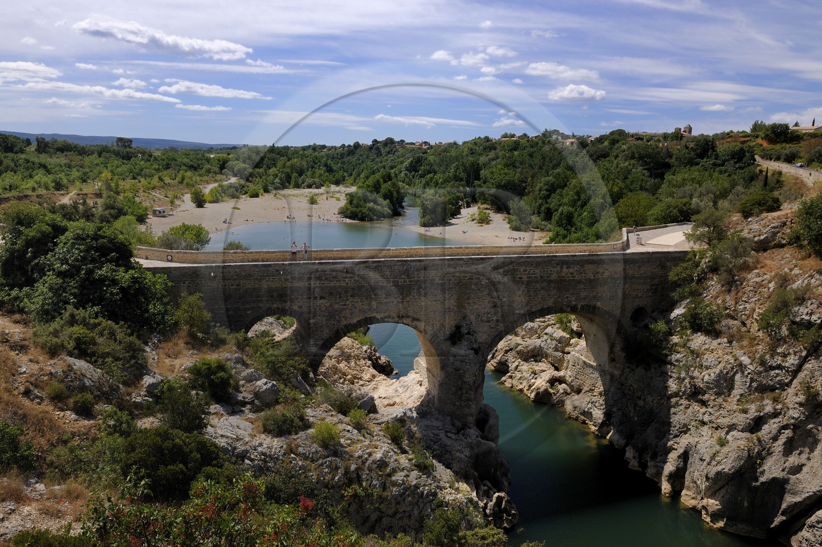 France, Hérault (34), Gorges de l'Hérault, pont du Diable de style roman du XIe siècle