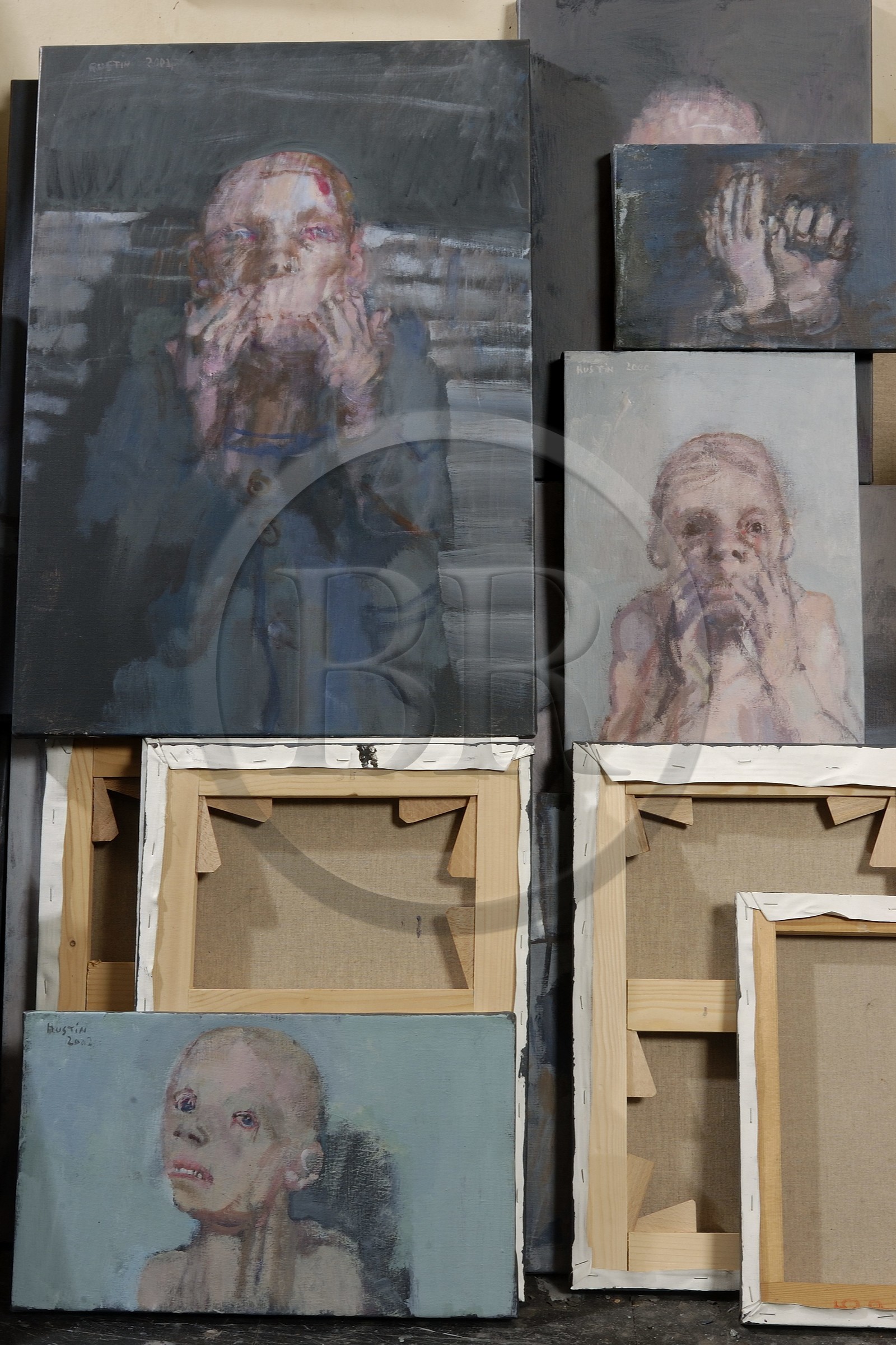 France, Seine-Saint-Denis (93), atelier de Bagnolet en novembre 2003, paintures de Jean Rustin