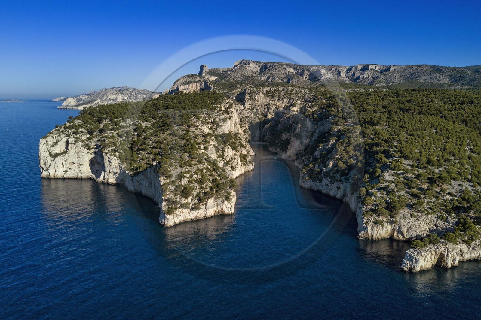 France, Bouches-du-Rhône (13), Marseille, Parc national des Calanques, Calanque d'En-Vau (demande d'autorisation nécessaire avant publication)