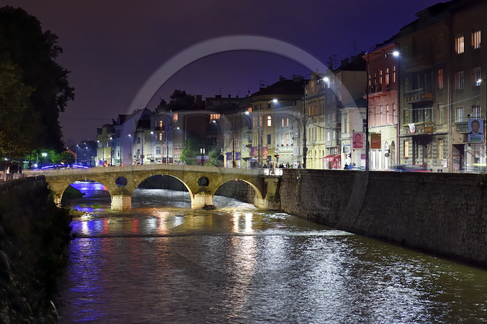 Bosnie-Herzégovine, Sarajevo, le pont Latin (Latinska cuprija) sur la rivière Miljacka