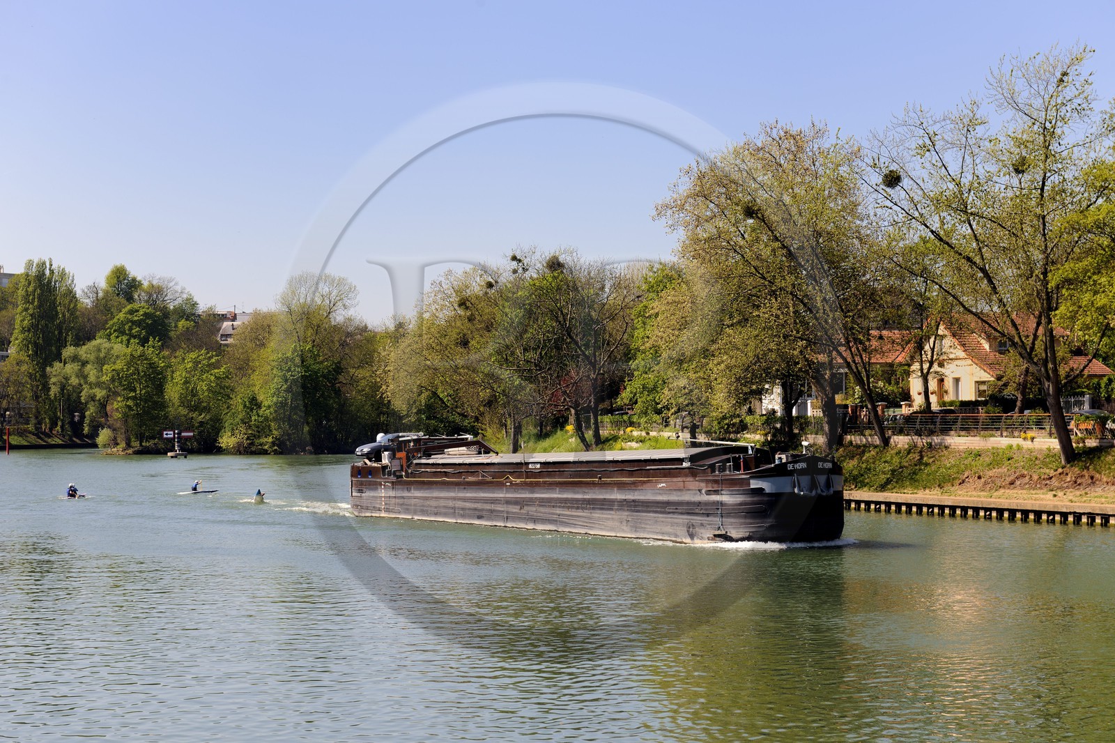 France, Val de Marne, the Marne riverside, Le Perreux-sur-Marne, a barge upbound
